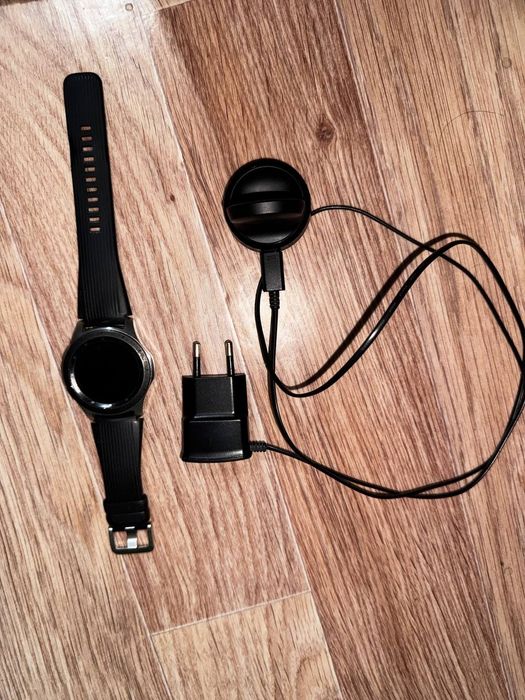 Продаю Samsung watch