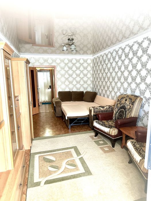 Сдам 1к кв в 7мкр за 120000+РКЦ, полностью мебелированную, уютную.