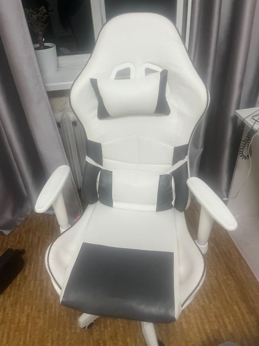 Игровой стул в хорошем качестве