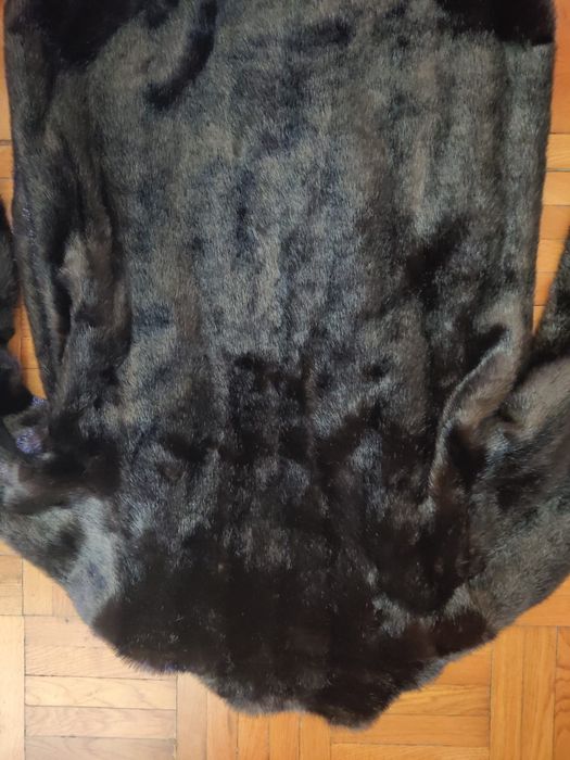 De vânzare haină de blană ecologică