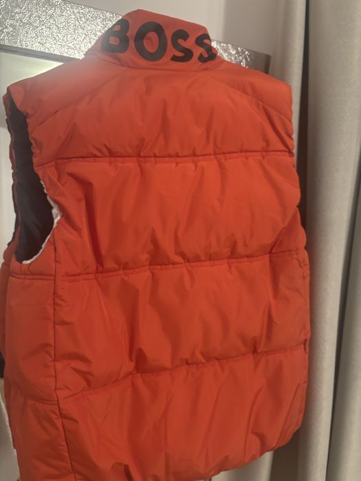 Boss елек за момче