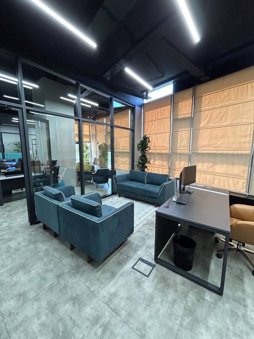 Офислар учун ойнали тусиклар.. Стеклянные перегородки для офиса