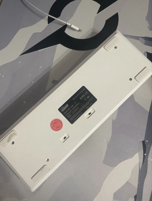 Tastatura Royal Kludge RK61