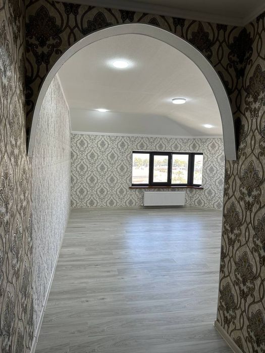 Uy sotiladi evro remont navastroykada