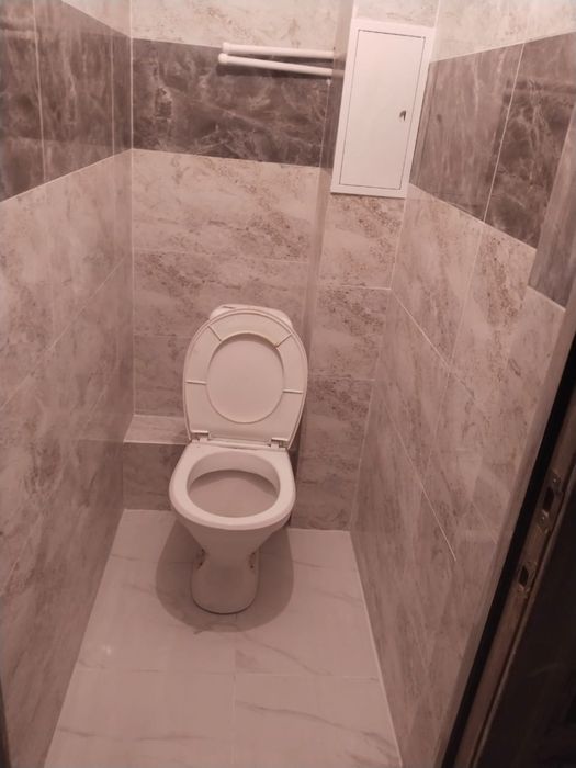 Укладка кафеля. Профессиональный кафельщик с опытом.