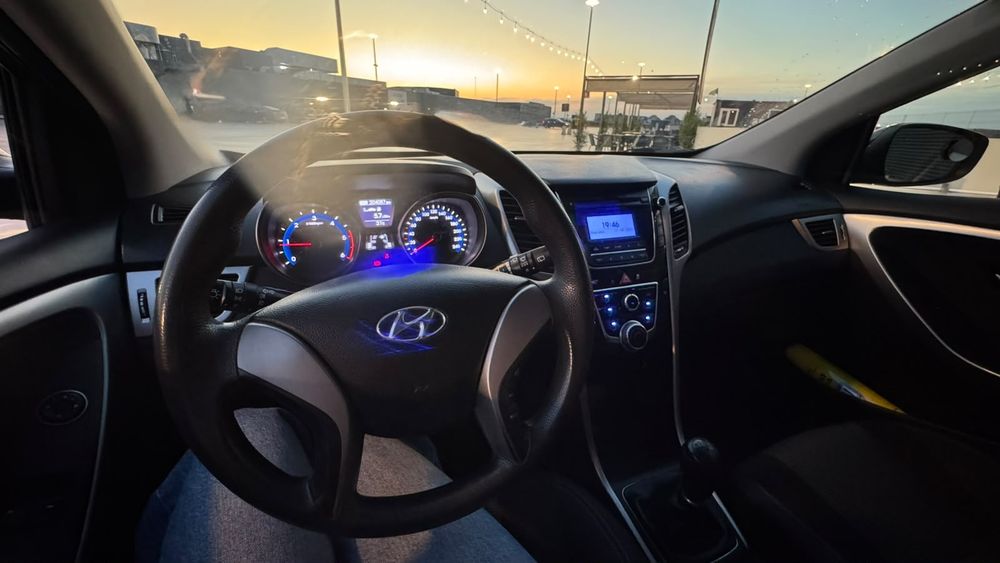 HYUNDAI i30 2015 — imagine 5
