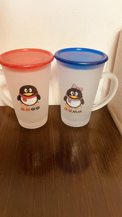 Парные стаканы с крышкой