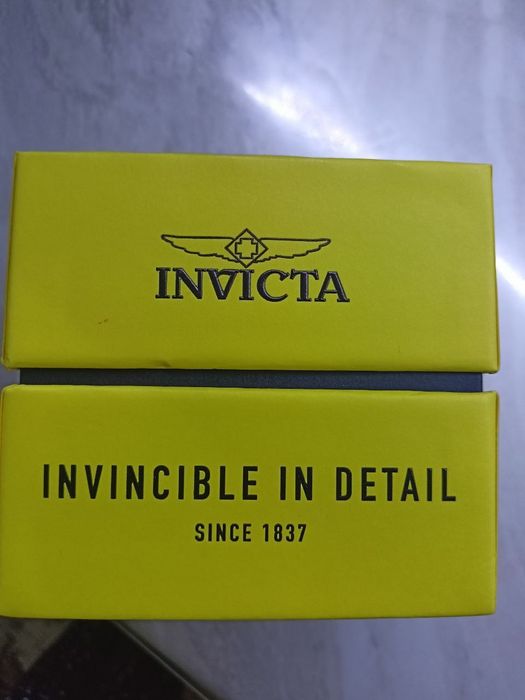 Женские часы Invicta