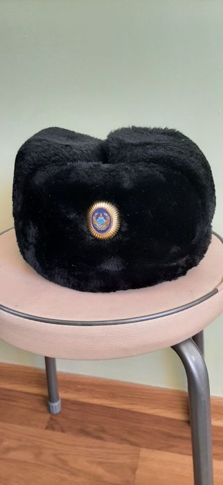 Продаются зимние вещи. Недорого.