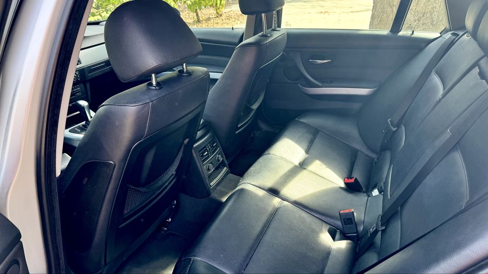 BMW e91 330  xDrive M57