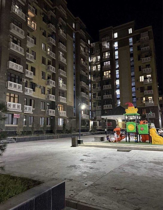 ЖК. Green House. Продаётся 2х-ком евро квартира на метро Сергели