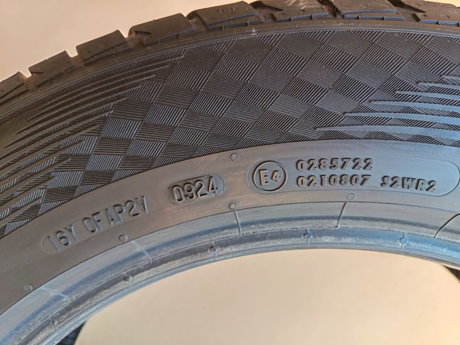 Cauciucuri 215 60 R17