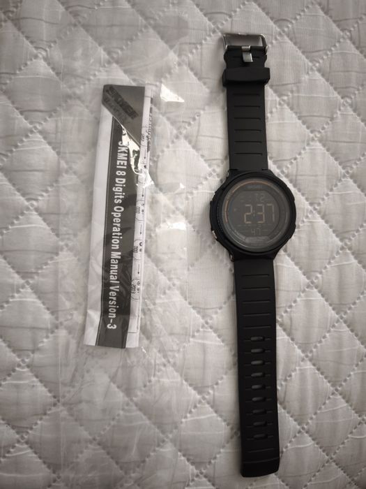 Vând ceasuri electronice SANDA și SKMEI noi cu etichete!