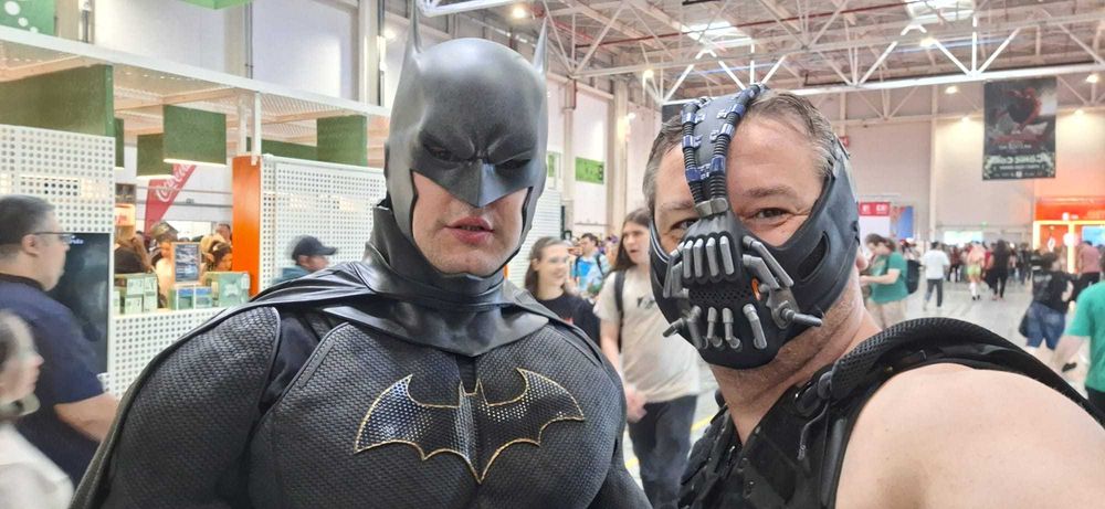 Vând costum cosplay Bane