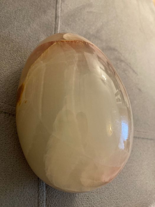 Голямо яйце от оникс