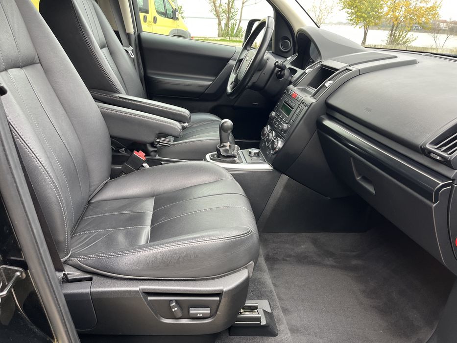 Land Rover Freelander 2