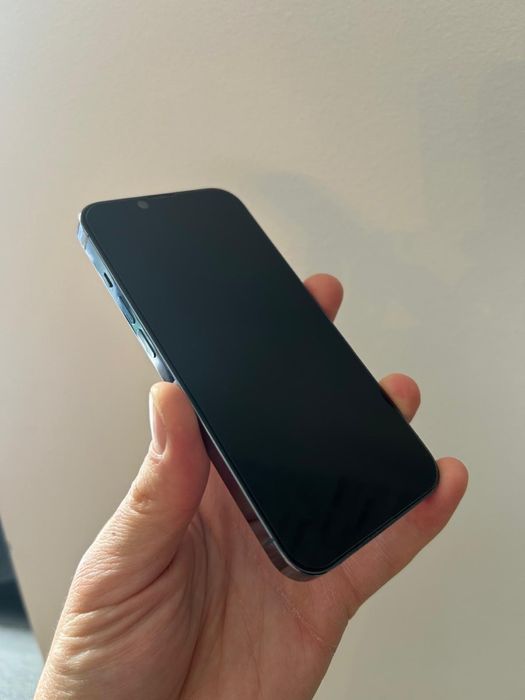 Iphone 13 pro 256 gb 83% baterie