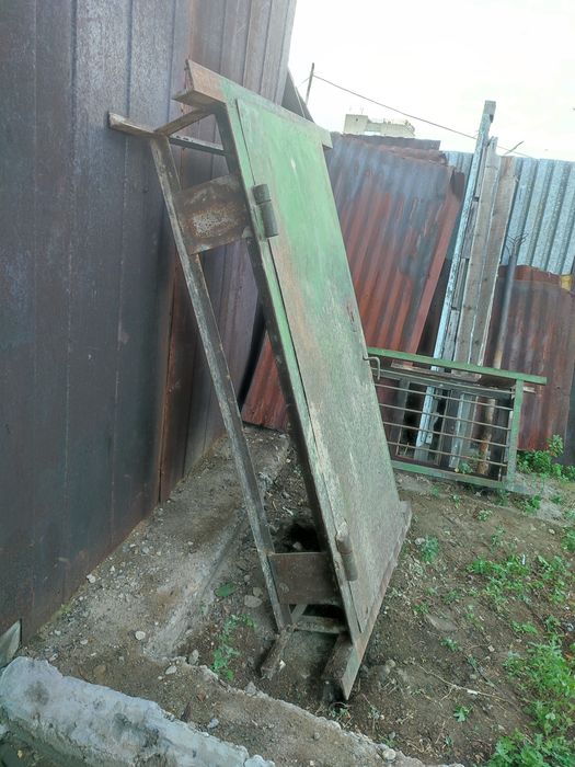 Ворота гаражные, дверь, окно
