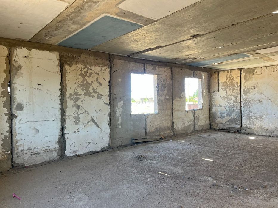 Продается недостроенный коттедж