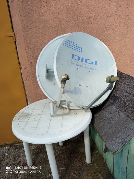 Vind antenă parabolica