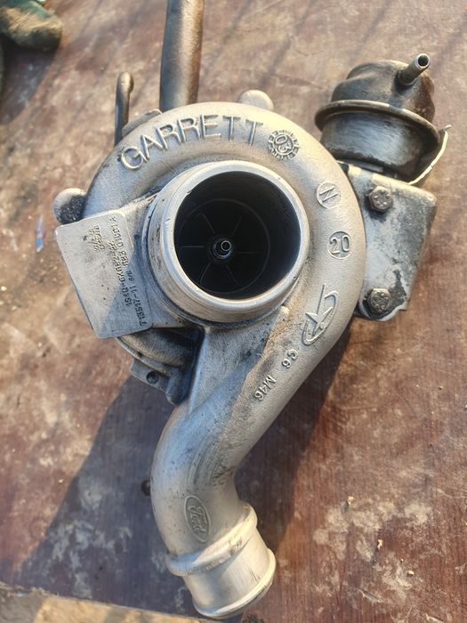 Vând turbina ,alternator ,și electromotor  ford focus 18 tdci