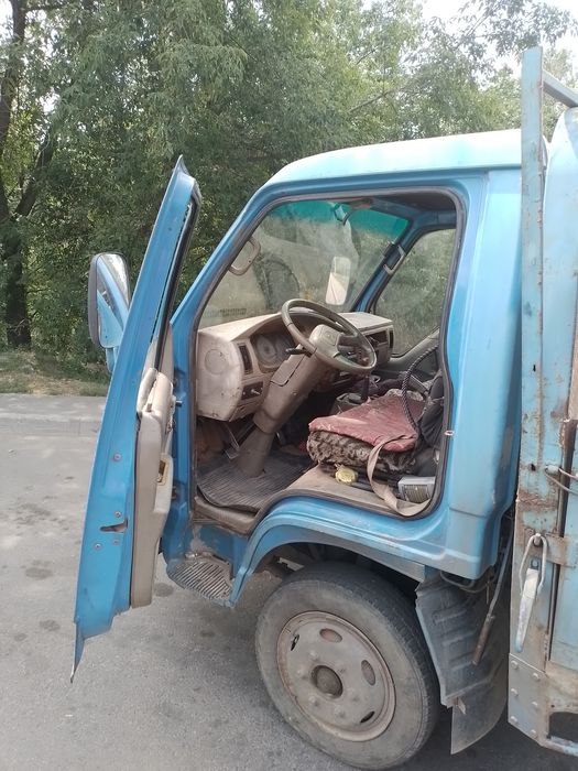 Продам форлонд 3 тонник