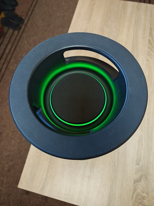 Vând box portabilă Sony ULT 7