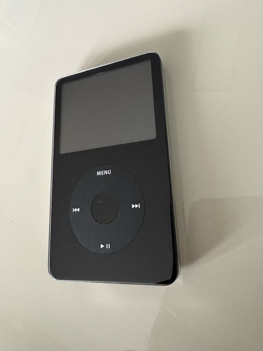 iPod Classic 5.5 Generation (Модел: MA446FD/A)