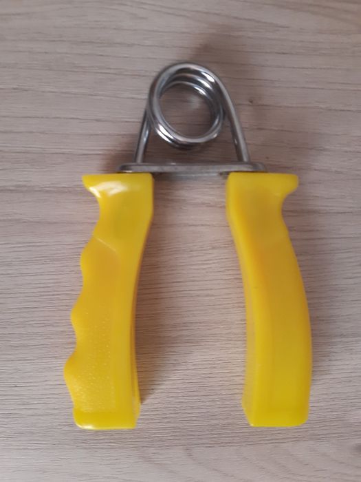 Эспандер, очень легкий