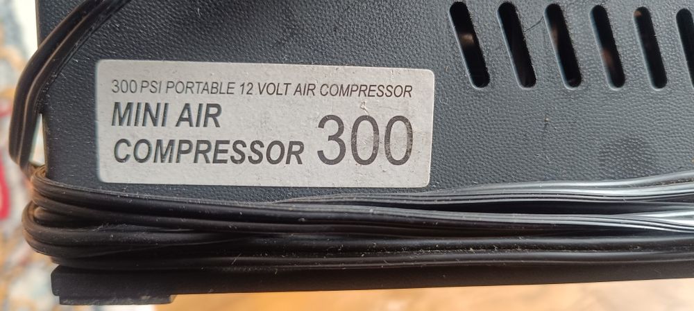 Автомобилен компресор 12V