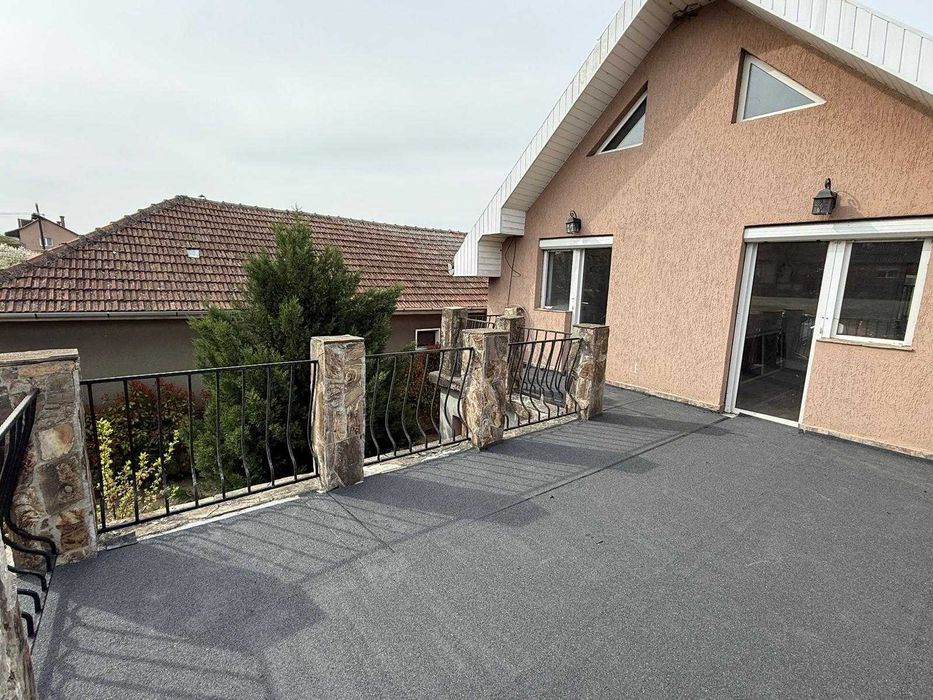 Casa cu etaj si teren de 2800mp la 14km de Oradea