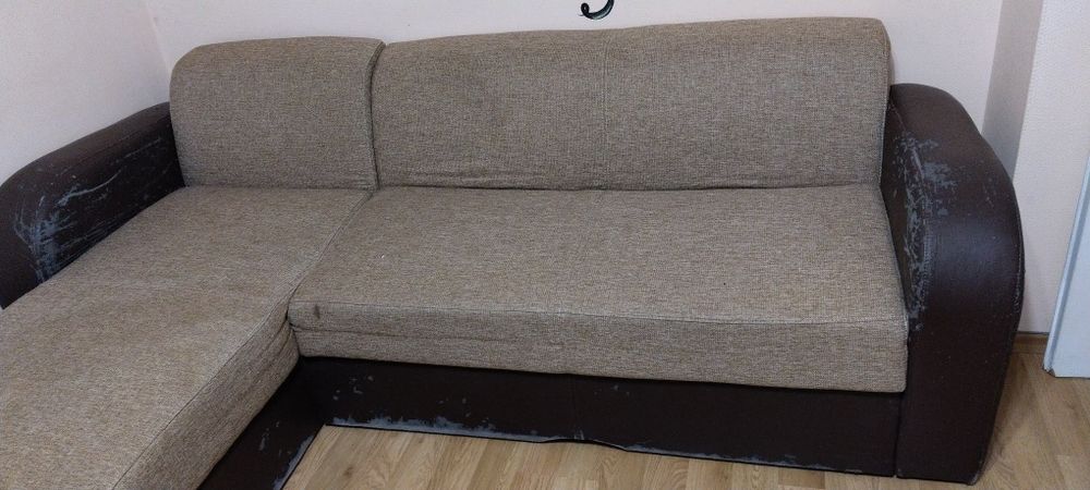 Продавам ъглов диван