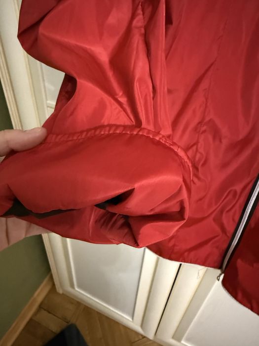 Куртка плащ красный