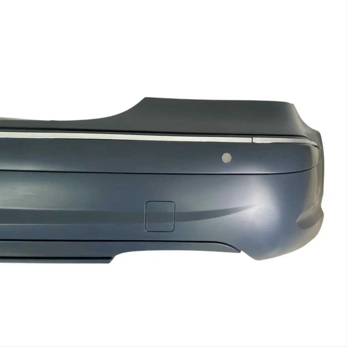 Боди кит за Mercedes E-Class W211 (2006-2008) - AMG E63 с халогени.