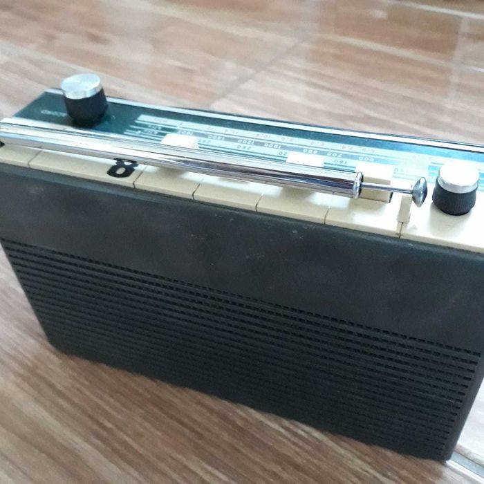 aparat de radio cosmos 3, 8 tranzistori
