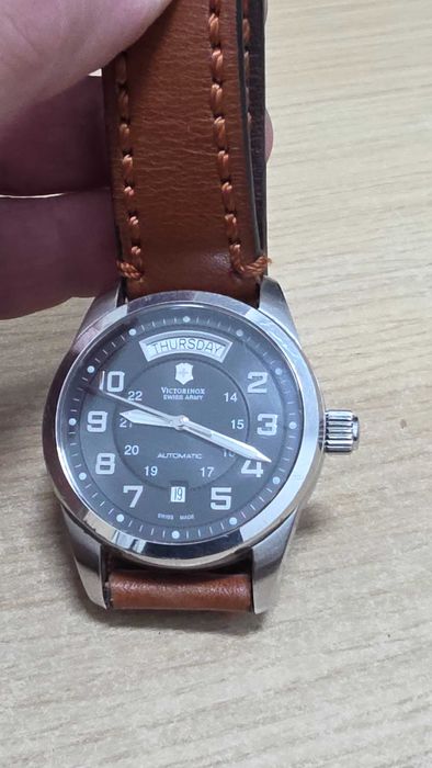 Ceas Victorinox automatic