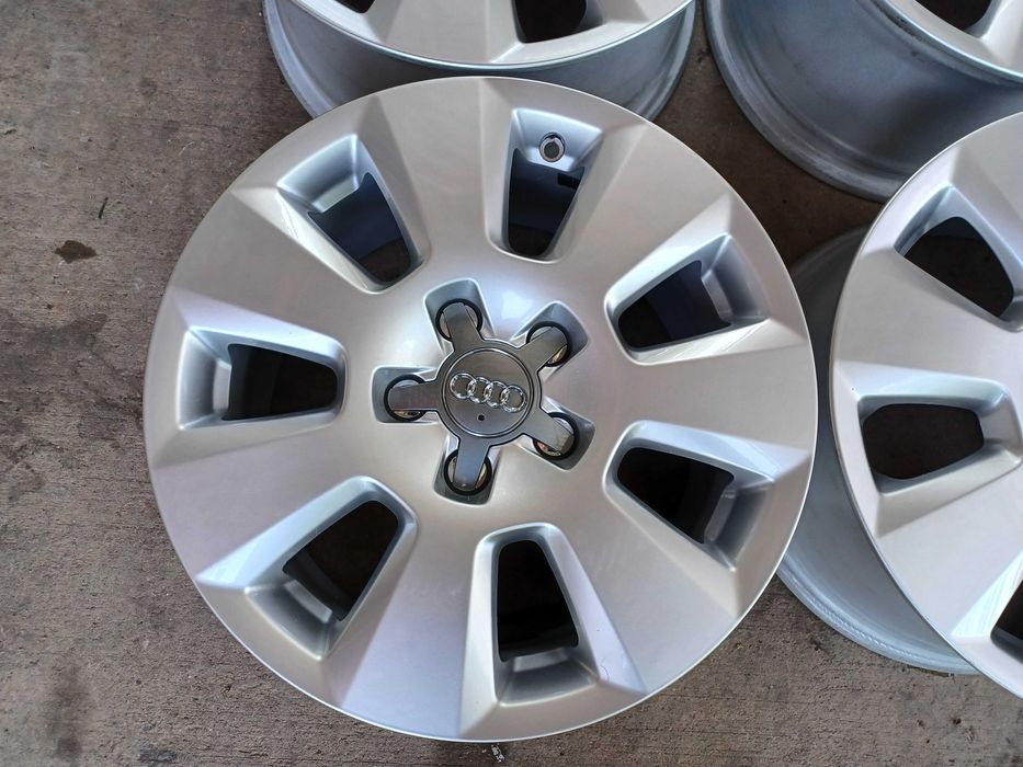 4 бр. оригинални алуминиеви джанти AUDI 16" 5x112 ф66.6, ET37, 7,5J