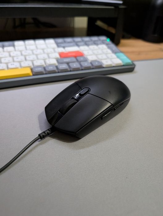 Мышь Logitech g102 lightsync