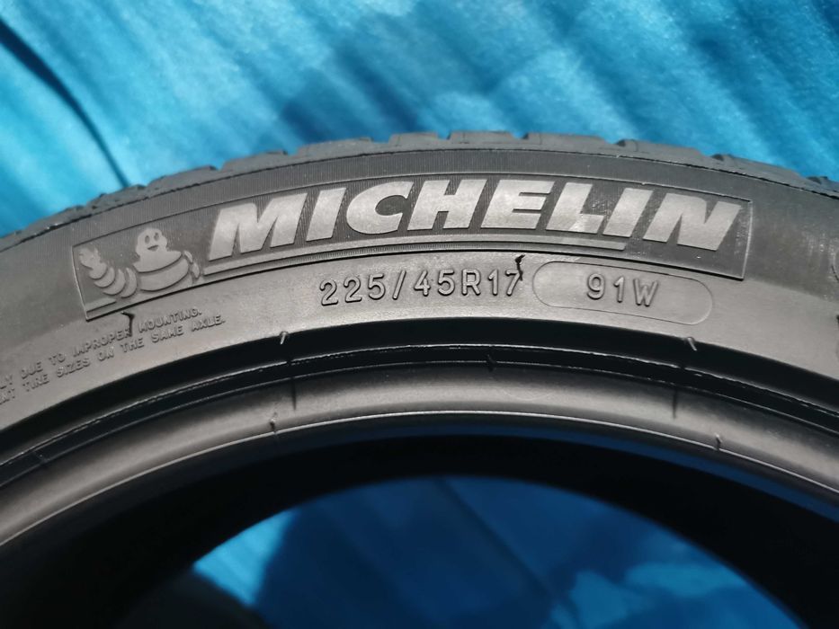 225/45 R17 michelin 4 bucati