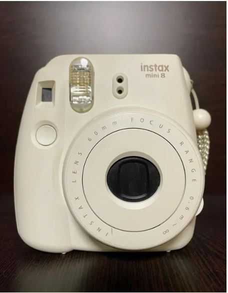 FujiFilm instant mini 8