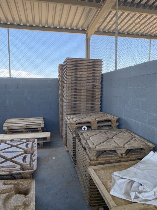 Продам поддоны паллеты