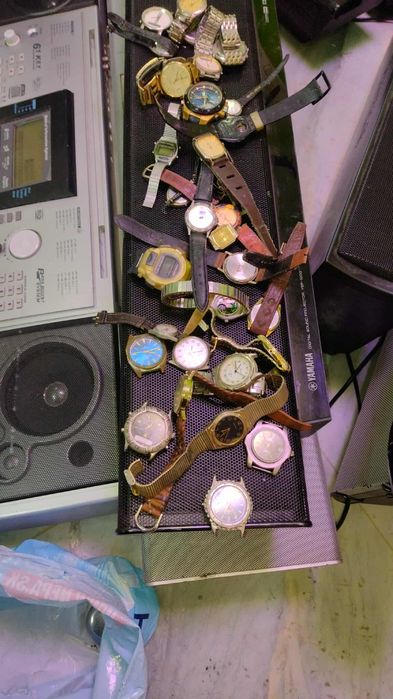 Часовници 100+ броя