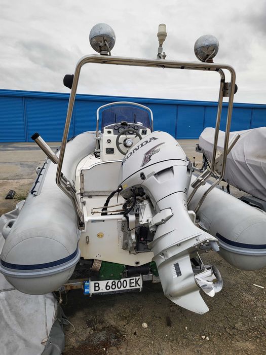 Надуваема лодка Риб Lomac