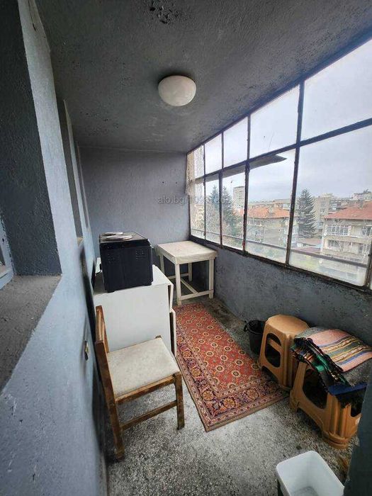 Тристаен апартамент на Идеален Център