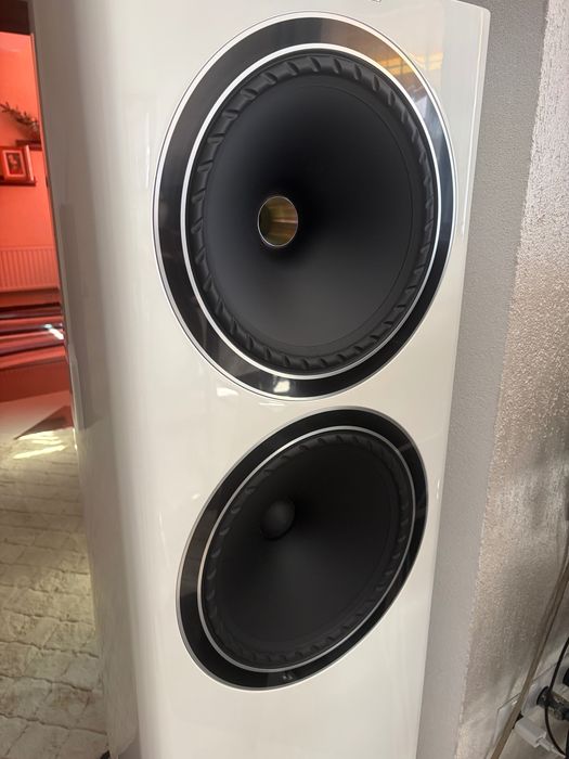 Boxe Fyne audio F704