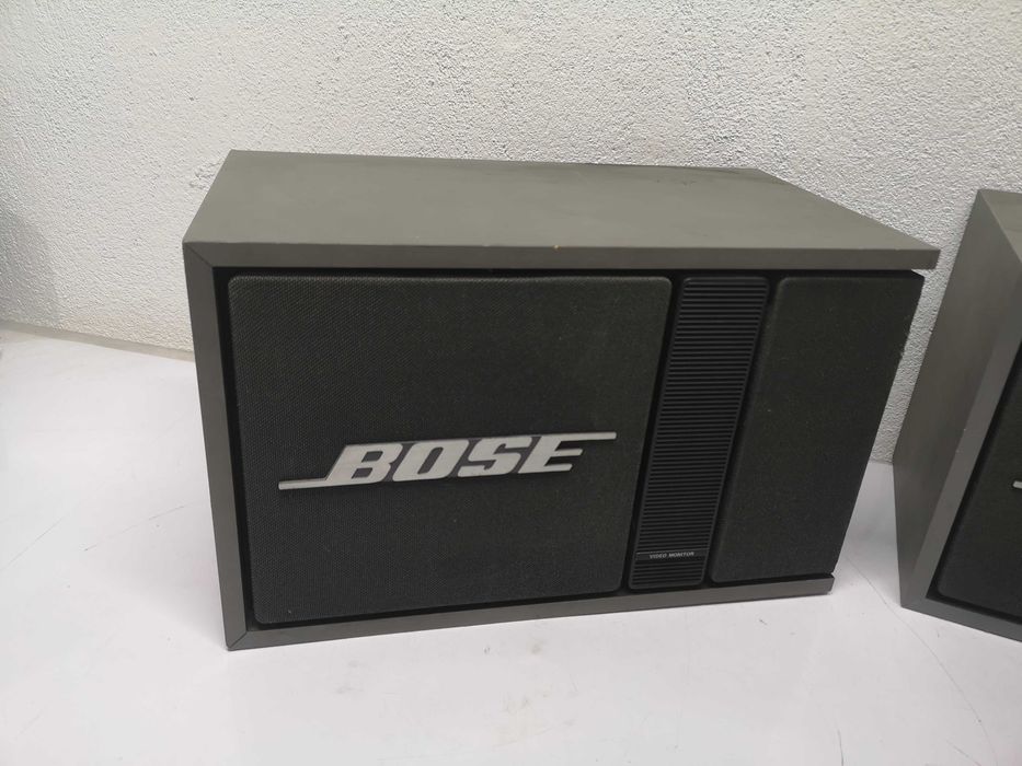 Тонколони - Bose 301