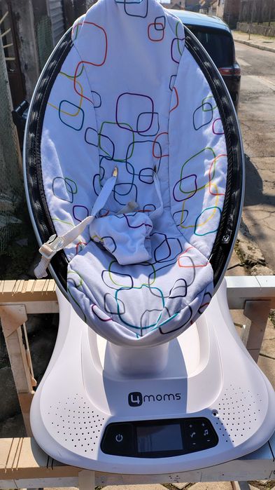 Бебешка електрическа люлка 4 moms , шезлонг