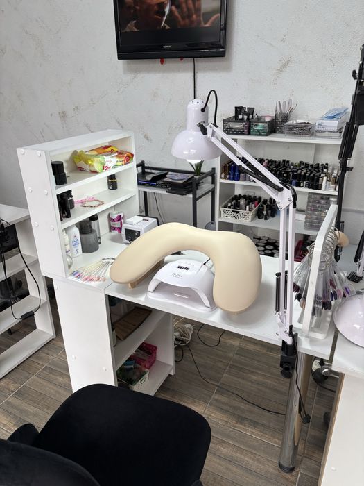 Продаю маникюрный бизнес