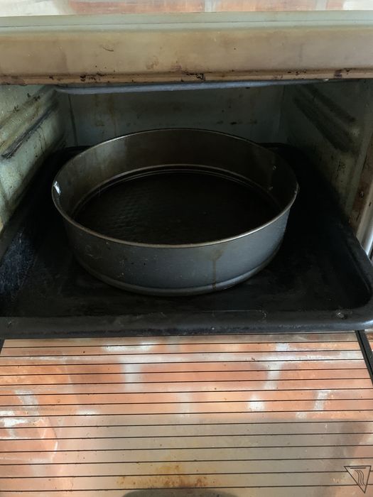 Духовой шкаф рабочий