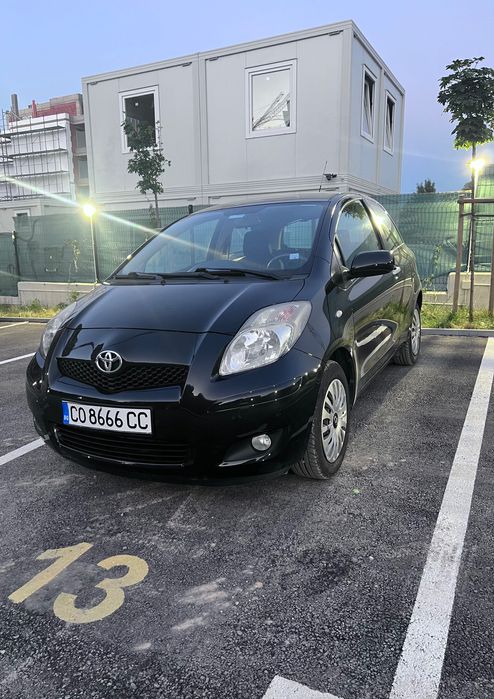 Toyota Yaris 1.3 - 6 скорости
